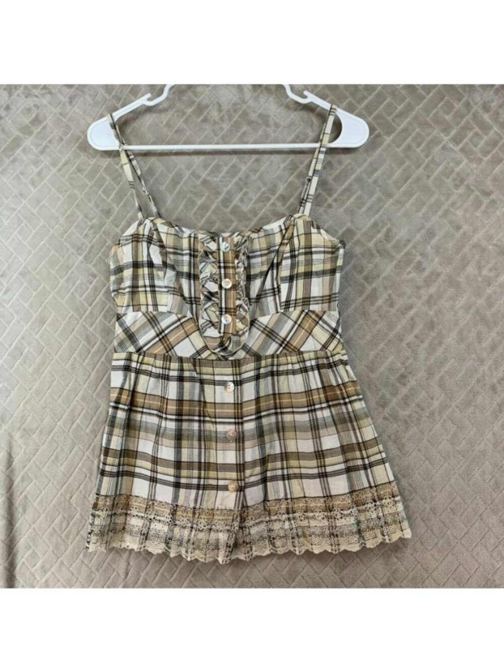 Zinc Tank Top Womens M Beige Plaid Sleeveless Cotton Lace Hem Ruffle Baby Doll